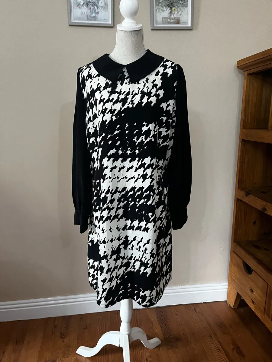 Ladies dress size 20 - Image 2