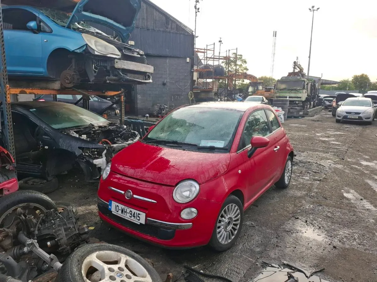 Fiat 500 breaking for parts - Image 1