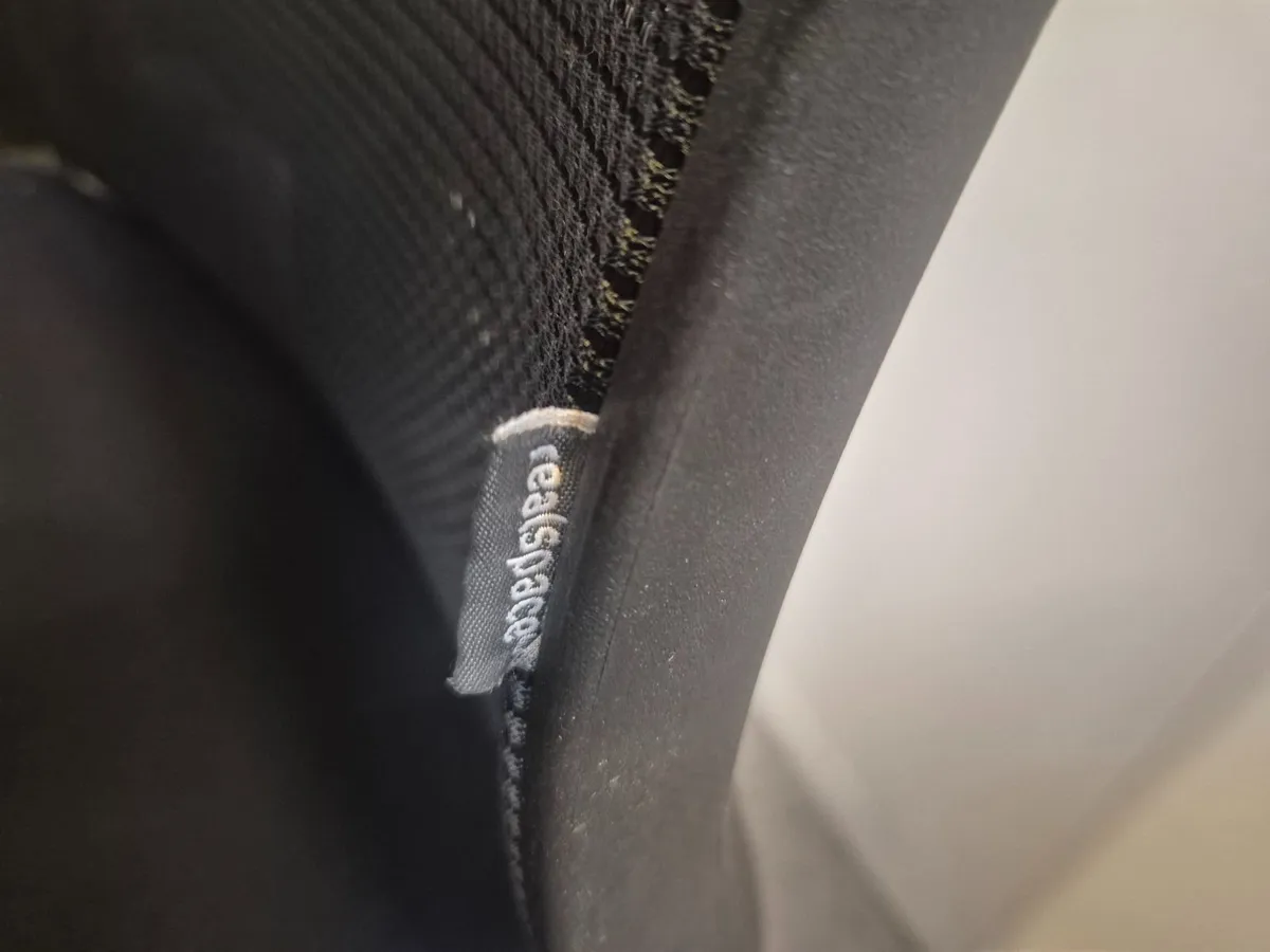 Office chair - Image 3