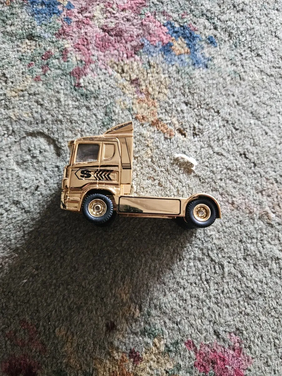Corgi Truck - Image 2