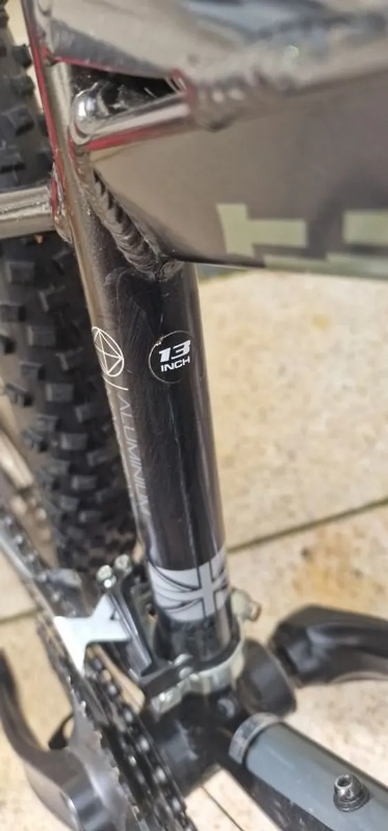 Carrera Vengeance Junior Mountain Bike 13" Frame - Image 2