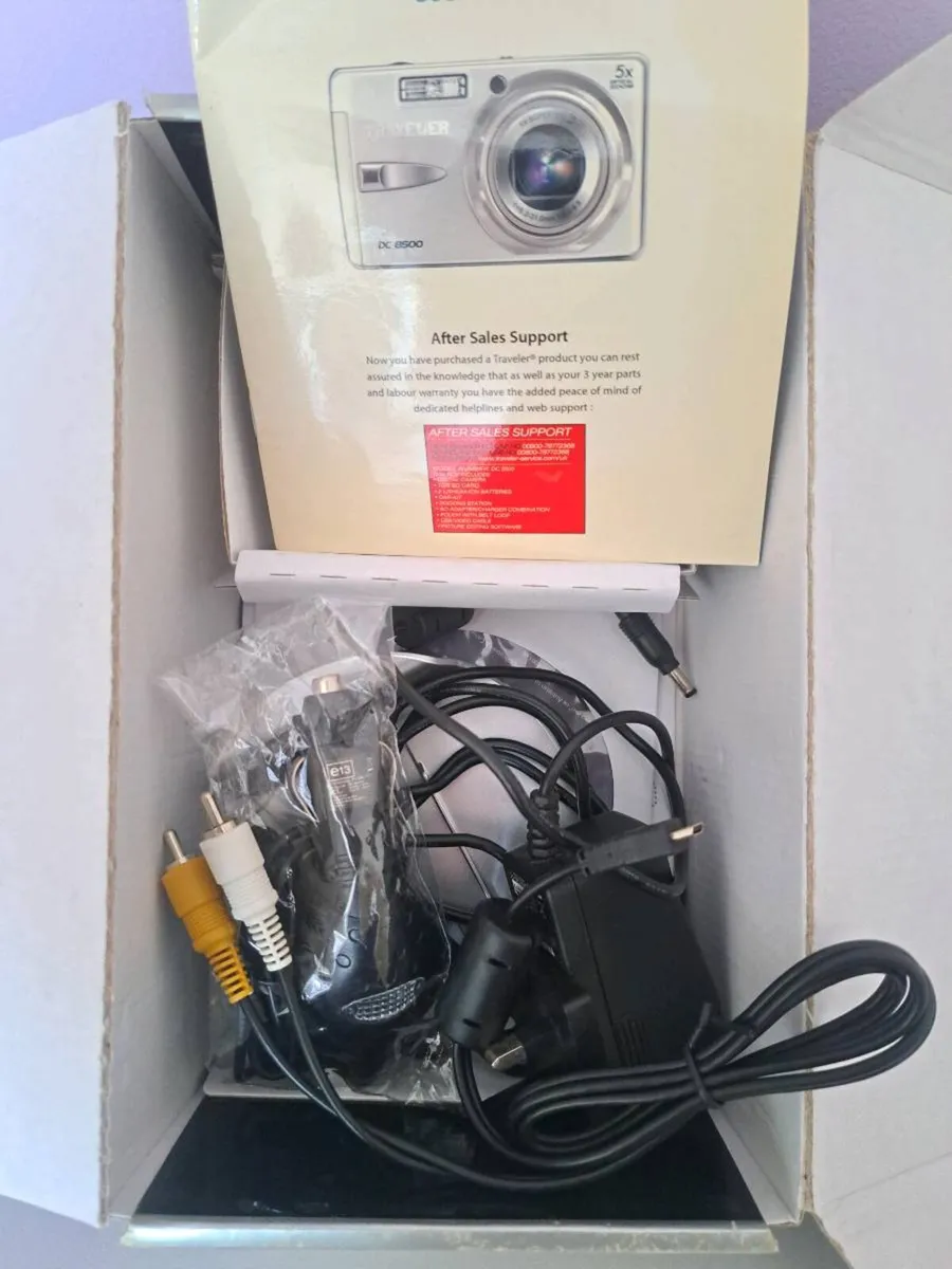 Traveler Digital Camera - Image 4