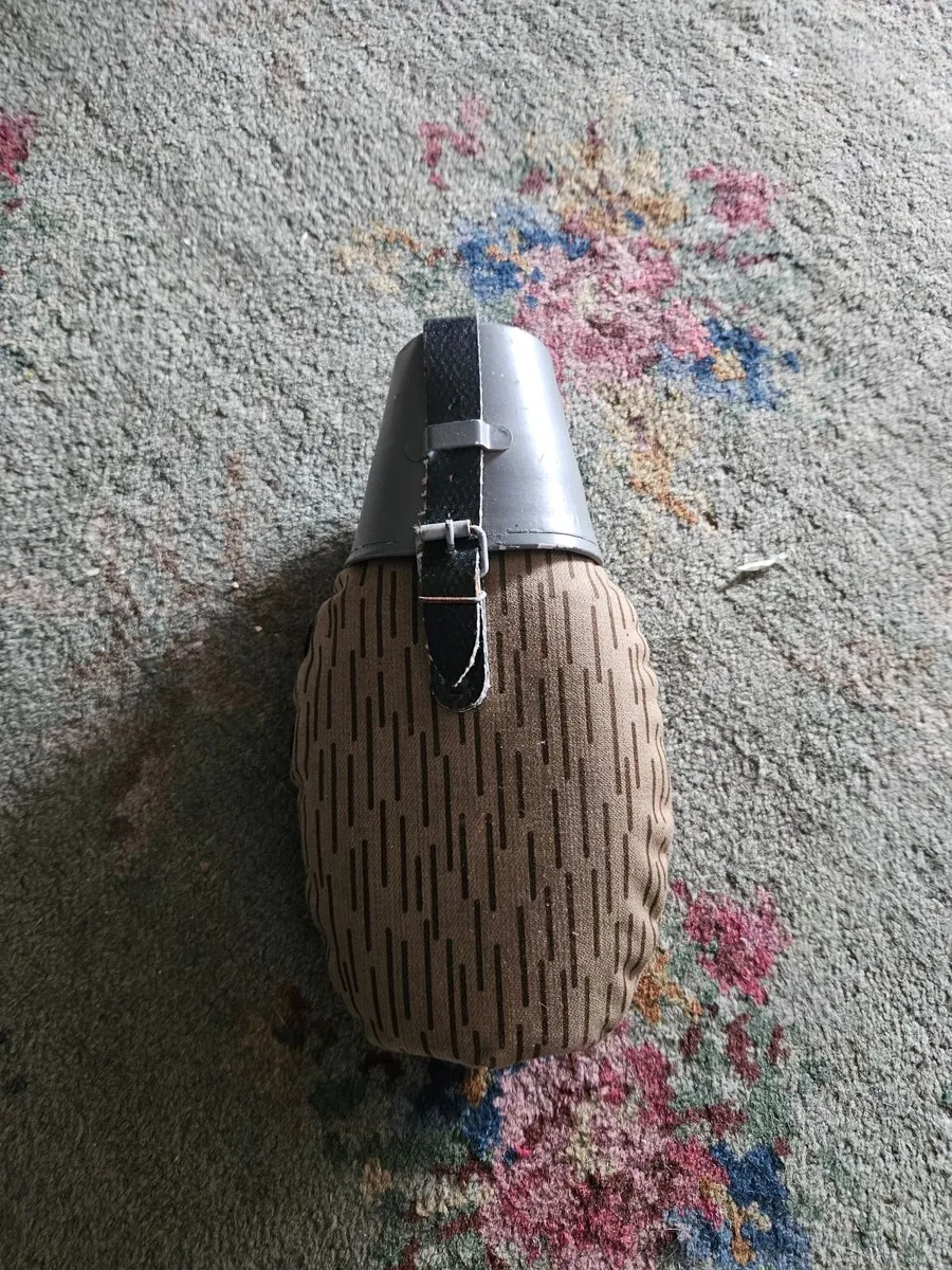 Army Military Water Bottle - Image 1