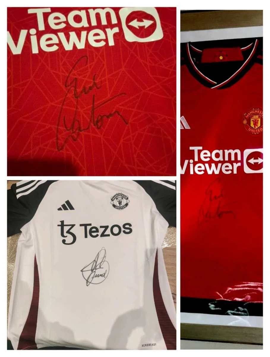 Manchester United signed jerseys