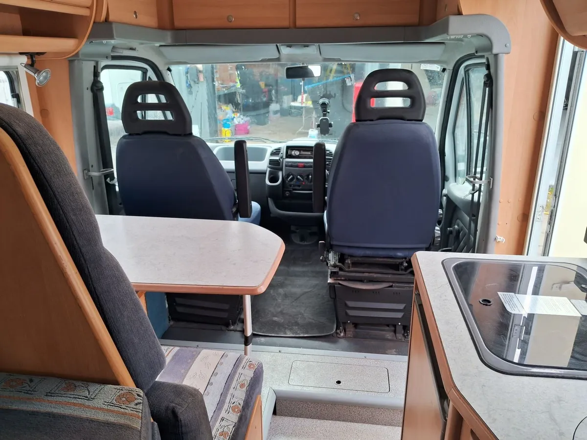Compact fixed bed Motorhome  inc VRT. - Image 4