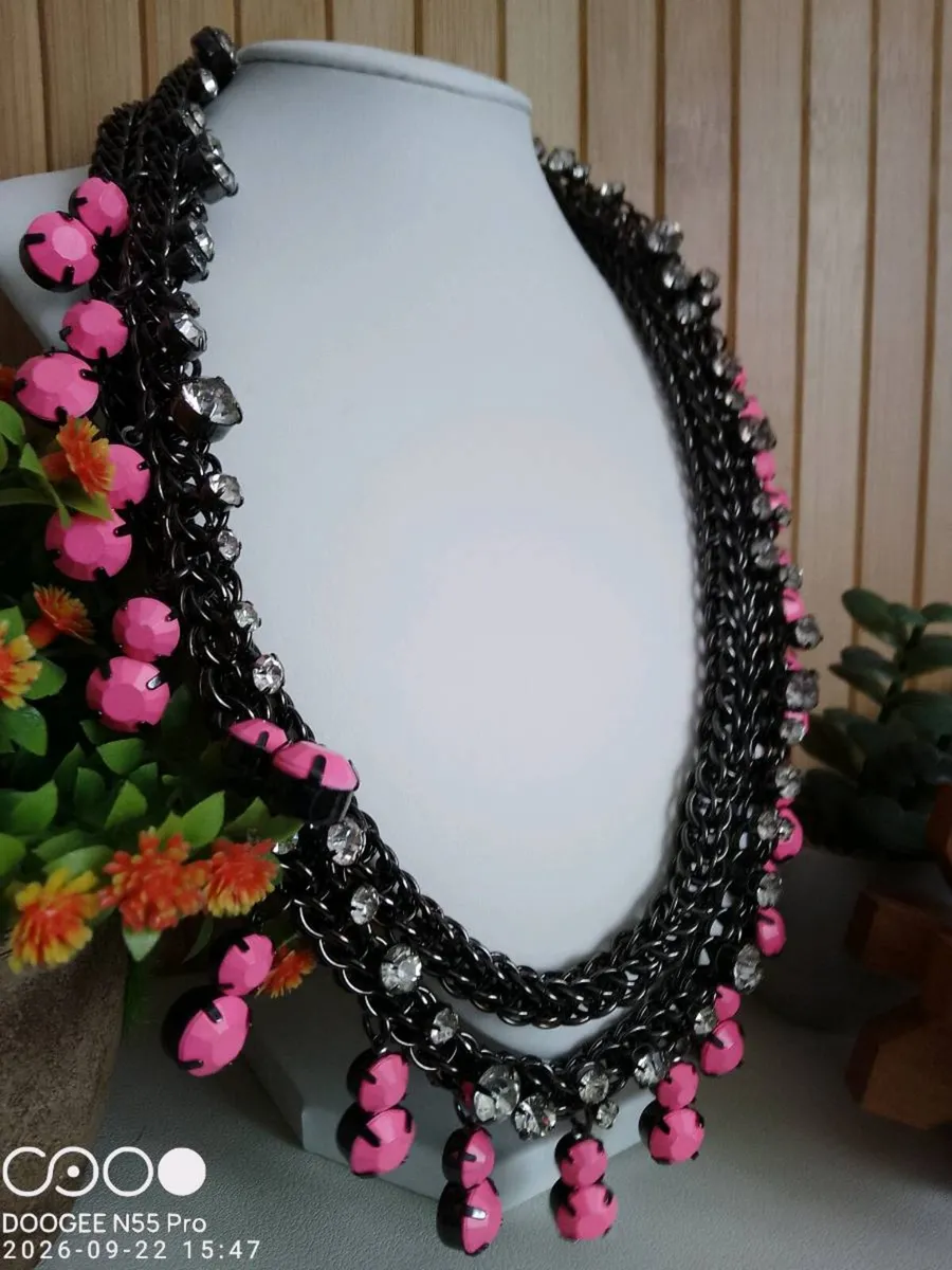 Women's Vintage Style Necklace - Image 2