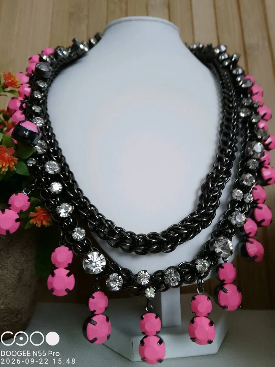 Women's Vintage Style Necklace - Image 4