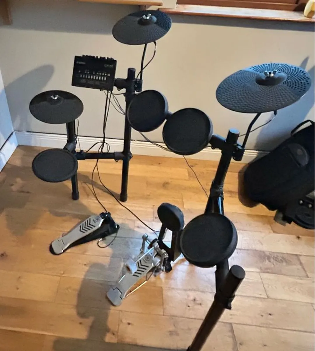 Yamaha DTX452K electric Drum Kit - Image 2