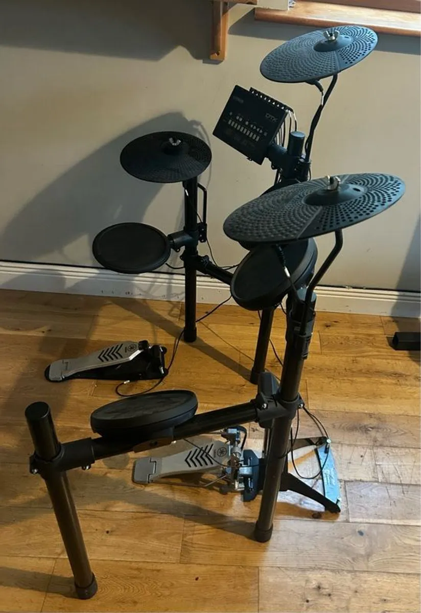 Yamaha DTX452K electric Drum Kit - Image 3