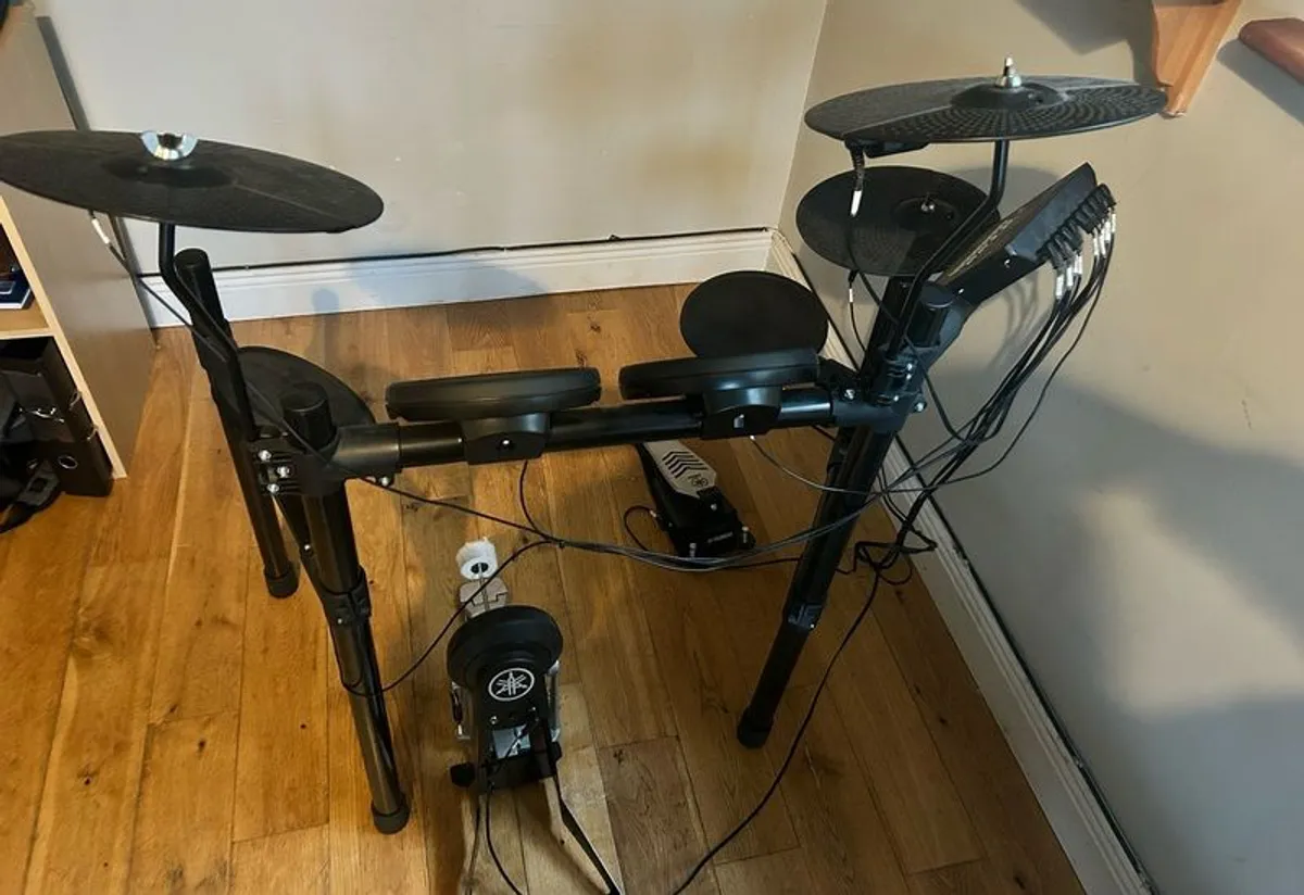 Yamaha DTX452K electric Drum Kit - Image 4