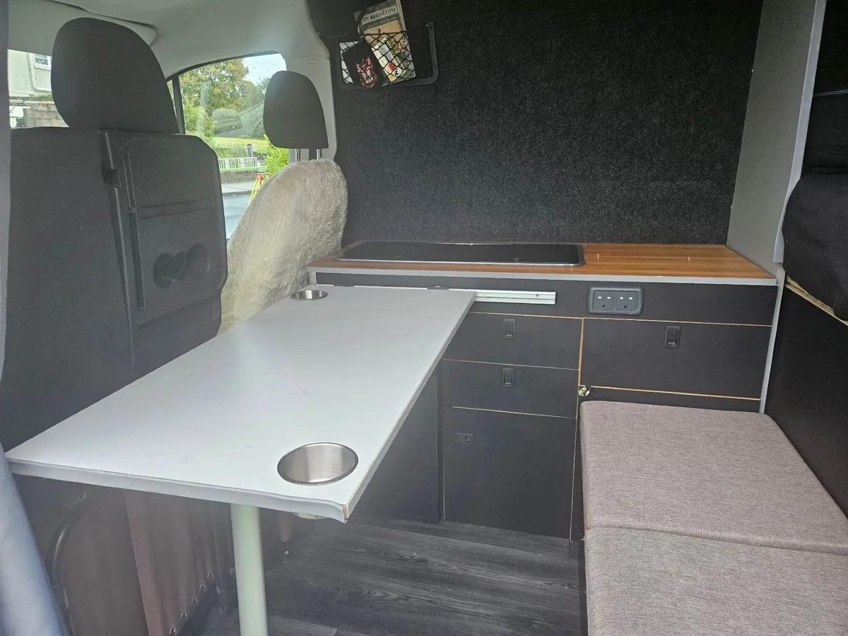 2019 VW Crafter Camper - Image 4