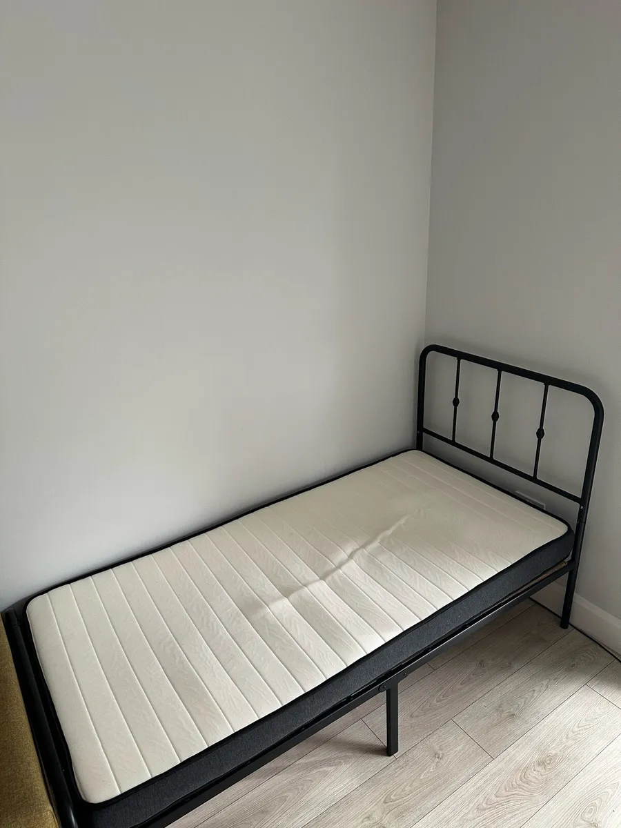 Single bed with mattress - Image 3