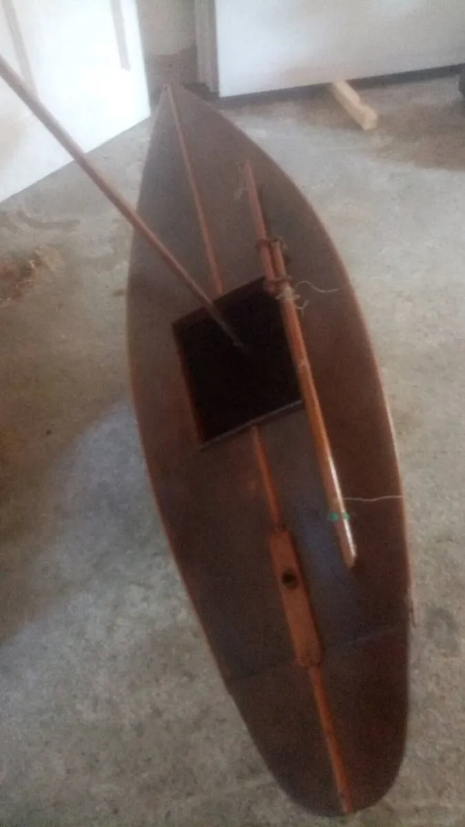 Vintage "Dragon" model sail boat - Image 2