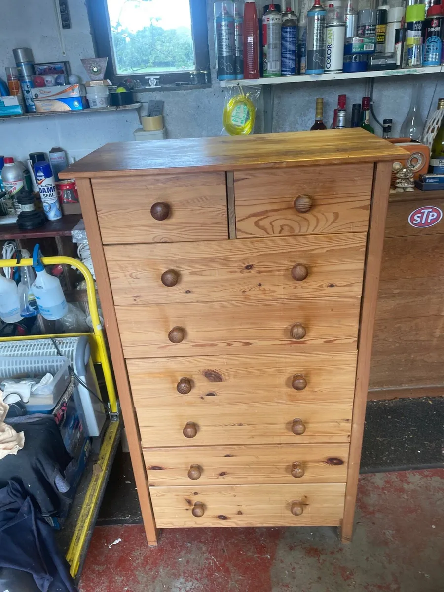 Chest of drawers - Image 1