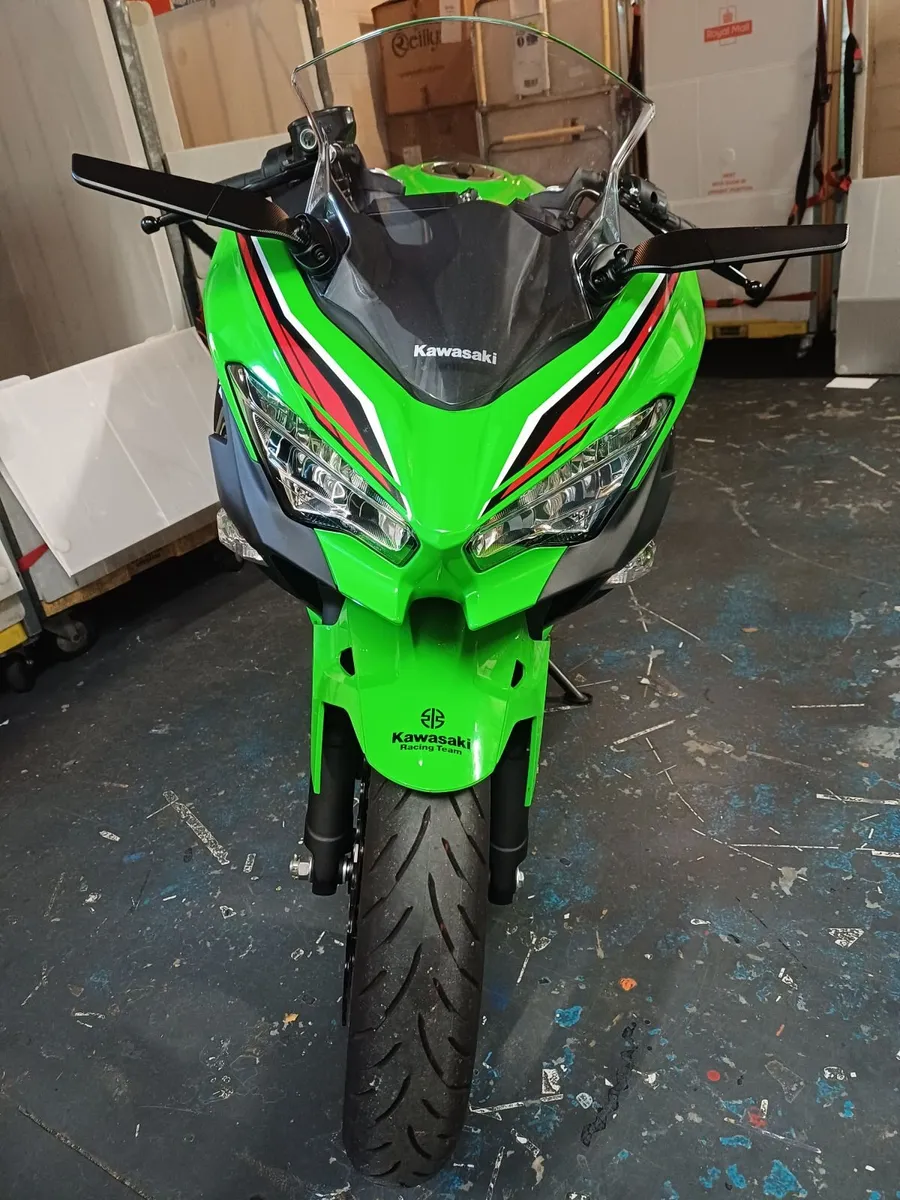 Kawasaki Ninja 400 (KRT) - Image 4