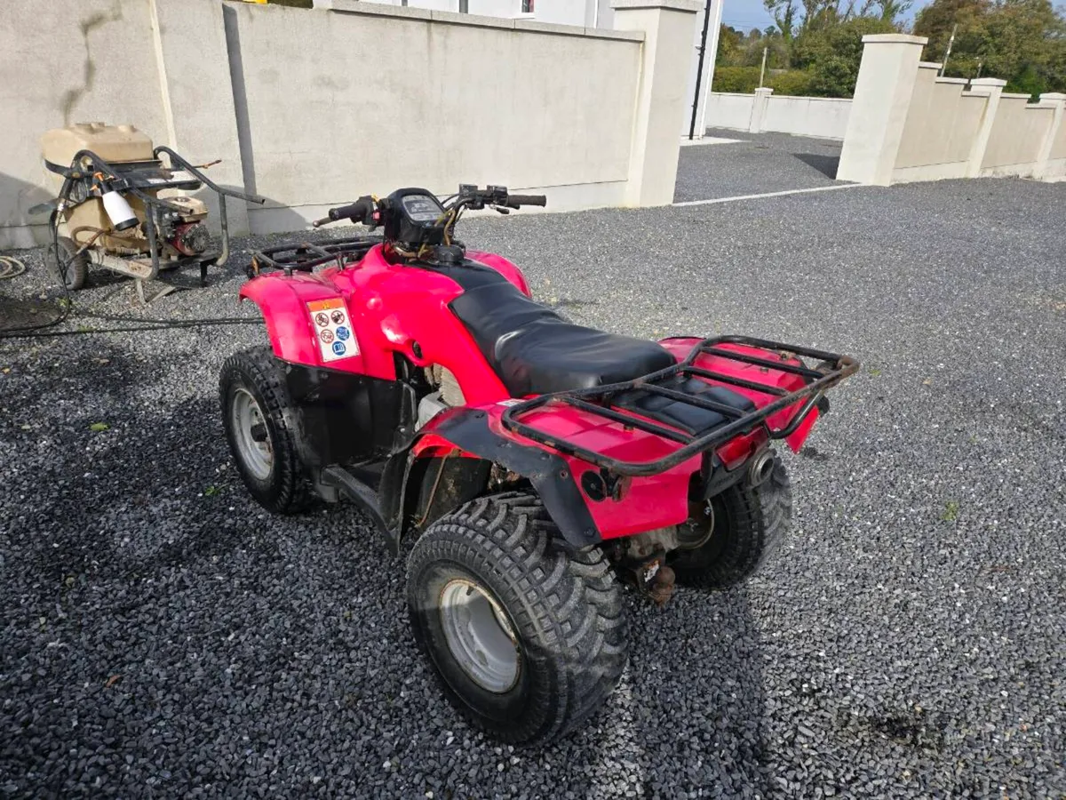 Honda farm quad - Image 4
