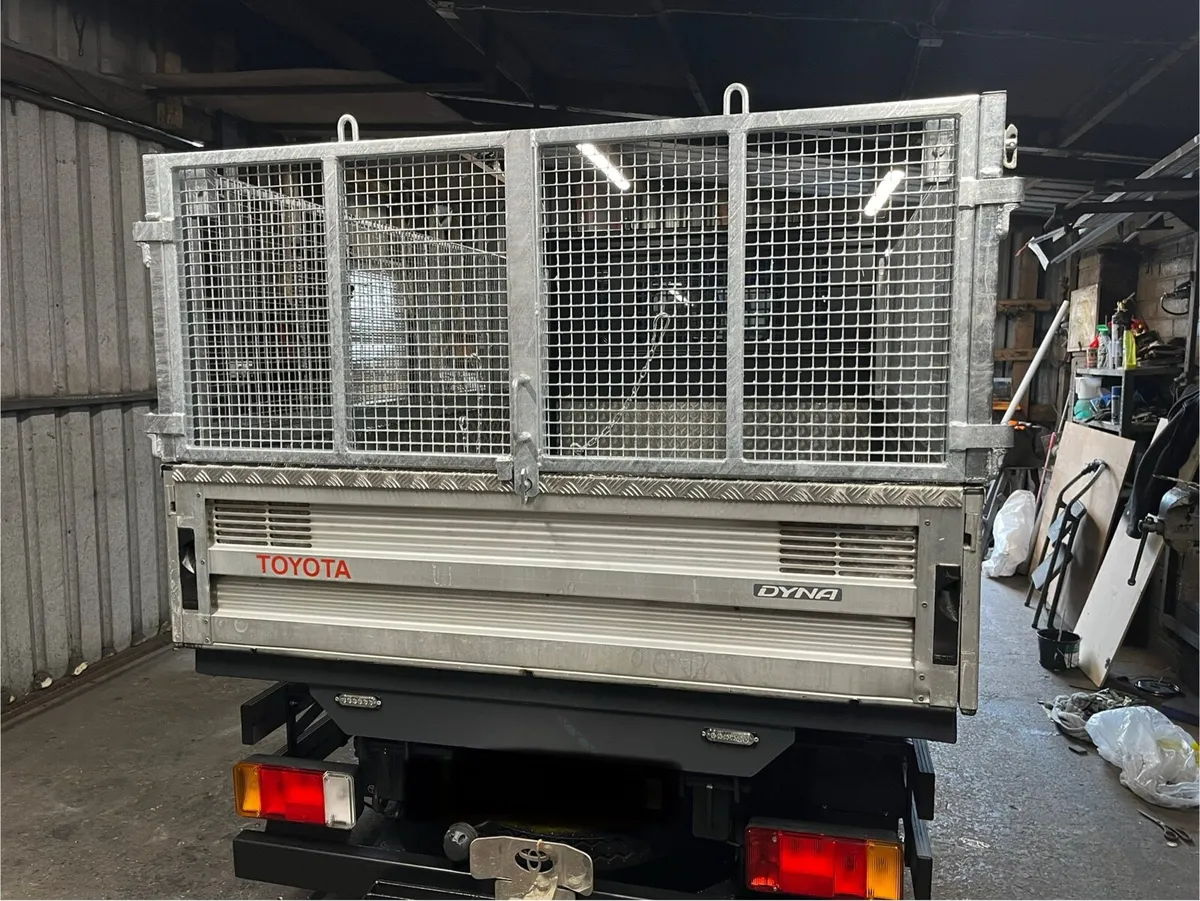 Toyota dyna side Cages - Image 2