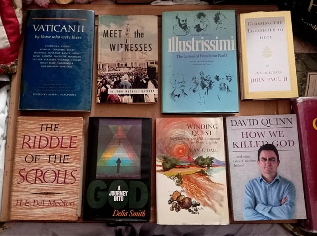 Religious Books Any 4 For €25 (10 photos) - Image 1