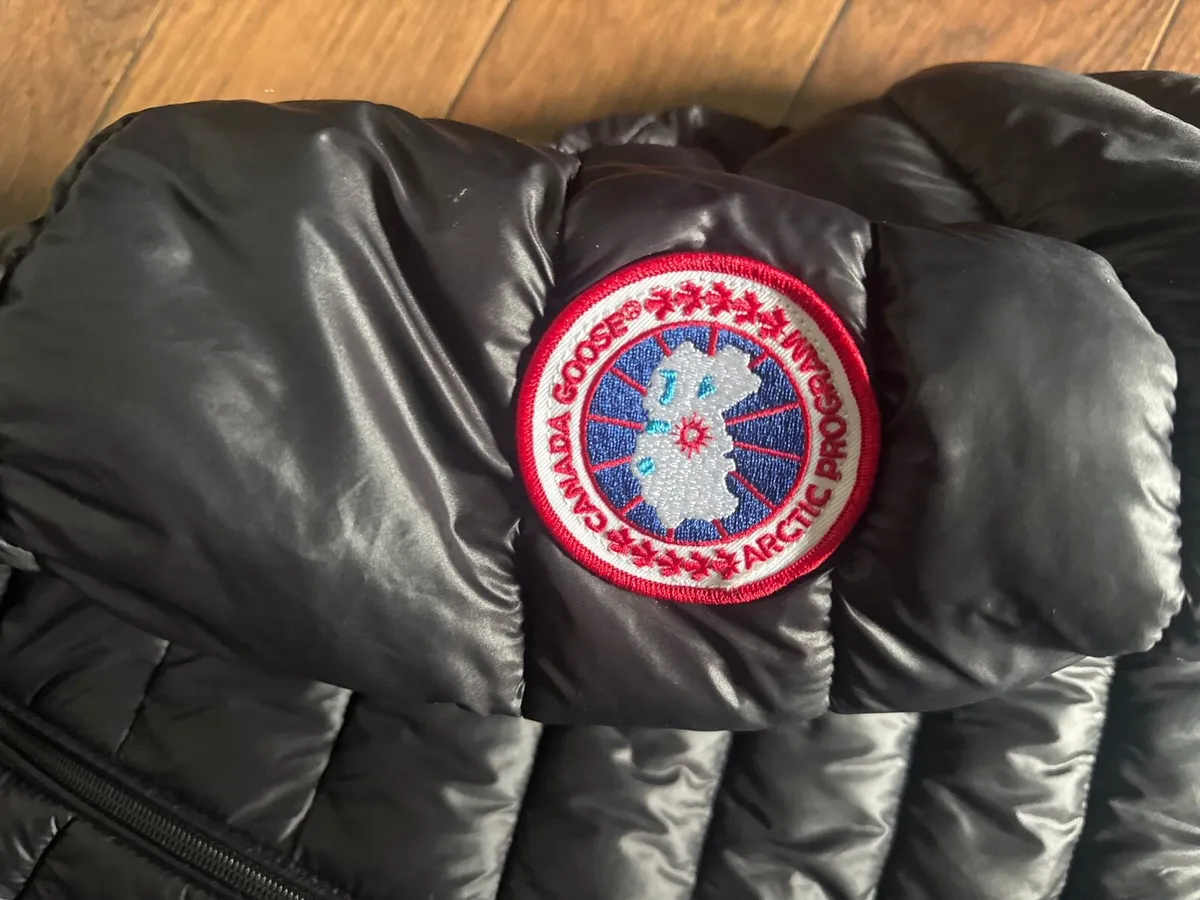 Canada goose Jacket - Image 2