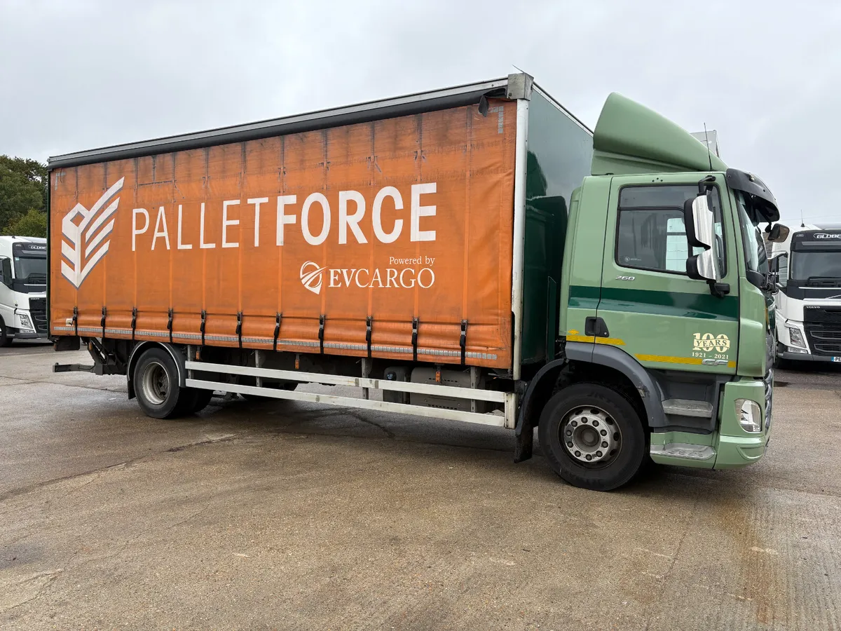2019 DAF CF260 CURTAIN ONLY 228K KMS! - Image 1
