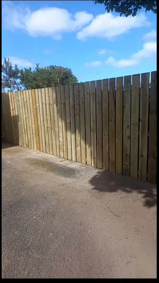 Fencing and muching contractor - Image 3
