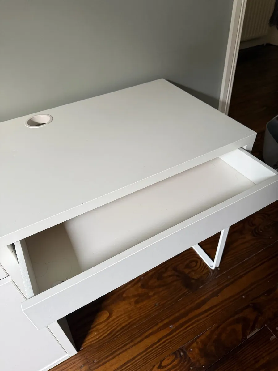 Office Desk - Image 4