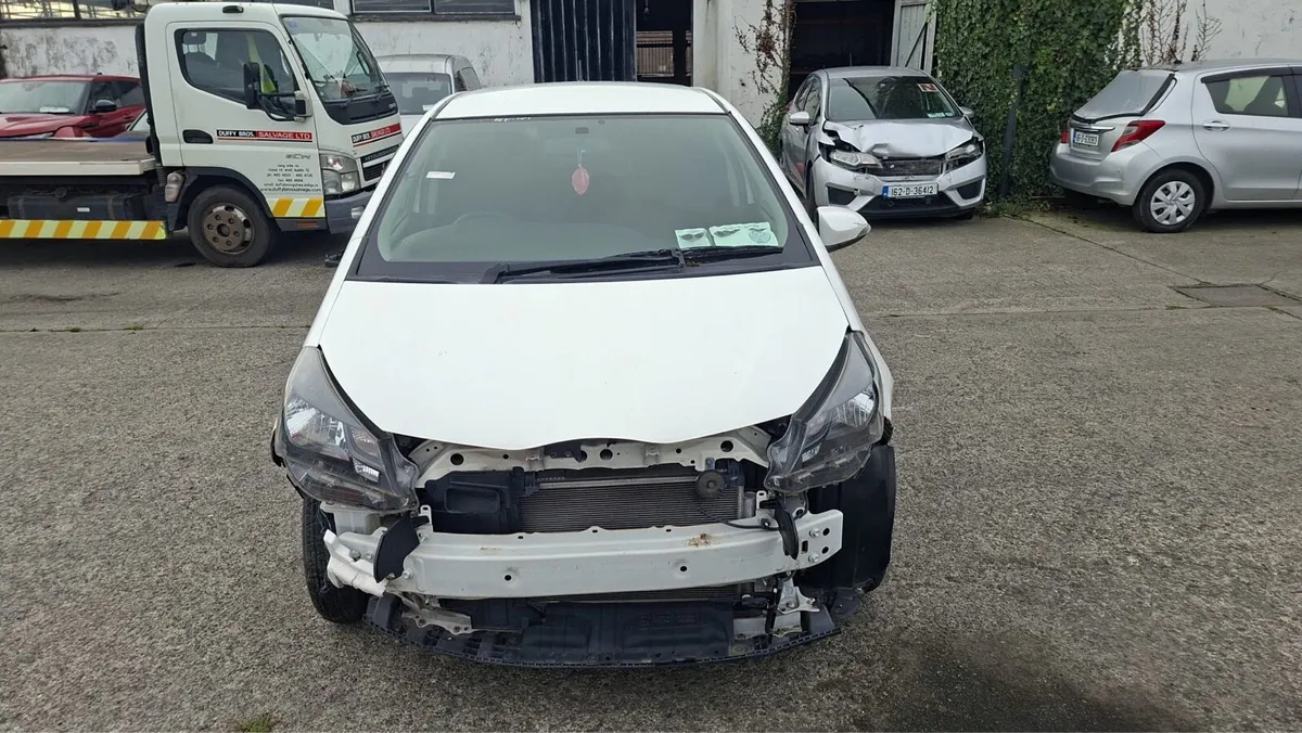 15 Vitz - Image 3