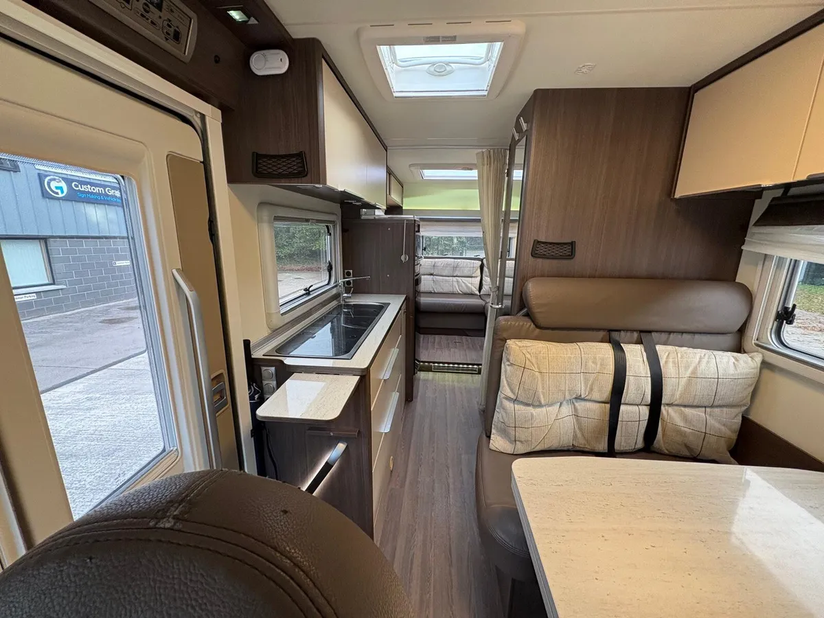2015 BURSTNER VISEO I700 SOVEREIGN A-CLASS - Image 3