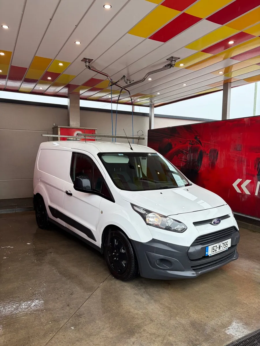 Ford Transit Connect LOW KMS & FRESH CVRT - Image 1