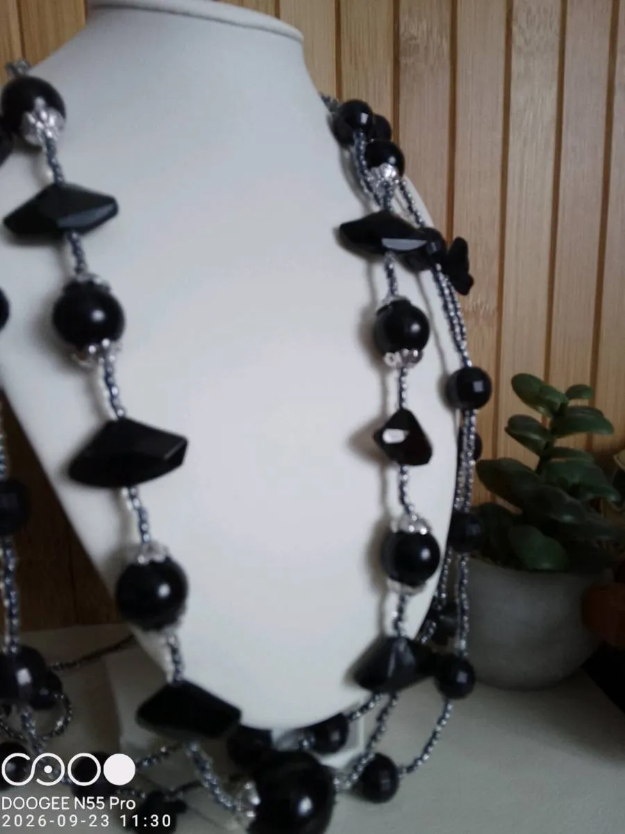 Women's Necklace - Image 1