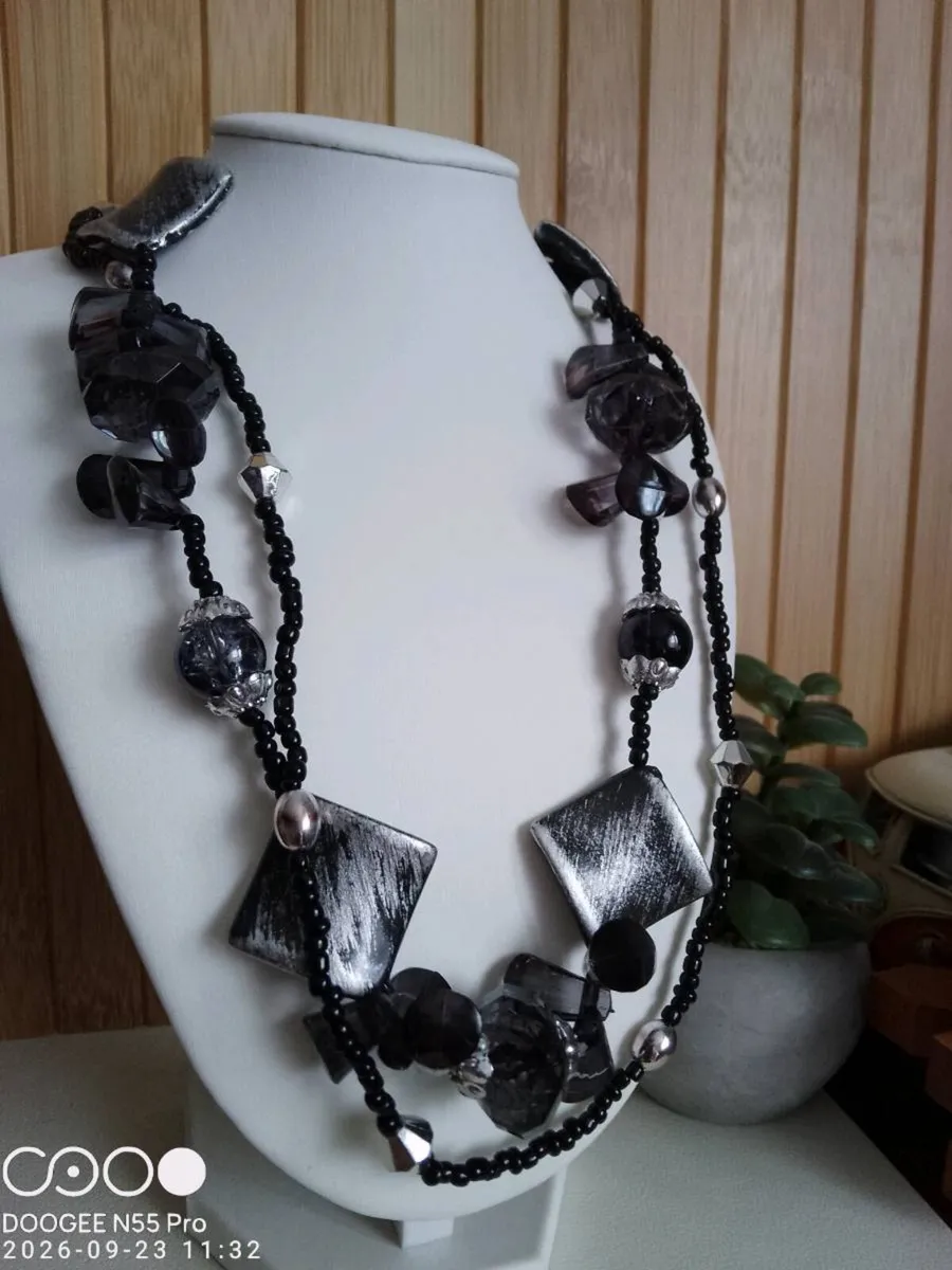 Women's Necklace - Image 1