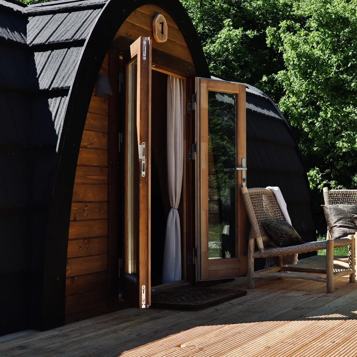 Luxury Glamping Pod - Image 3