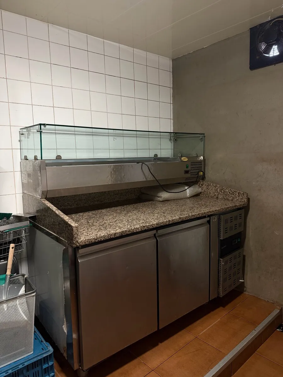 Refrigerated pizza preparation table - Image 2