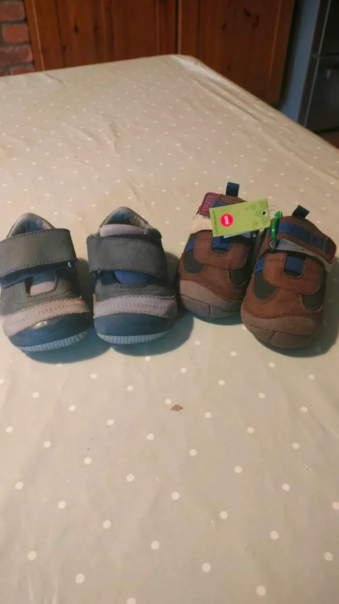 2 pairs of first start baby boys shoes. Earth frie - Image 1
