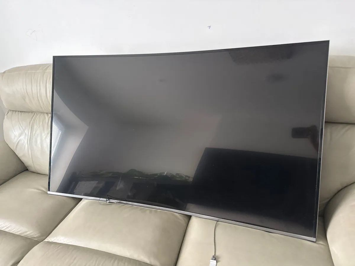 Samsung TV - Image 1