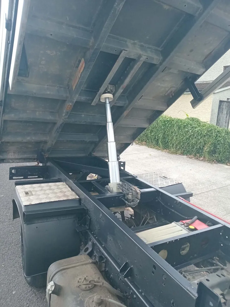 Toyota Dyna - Image 2
