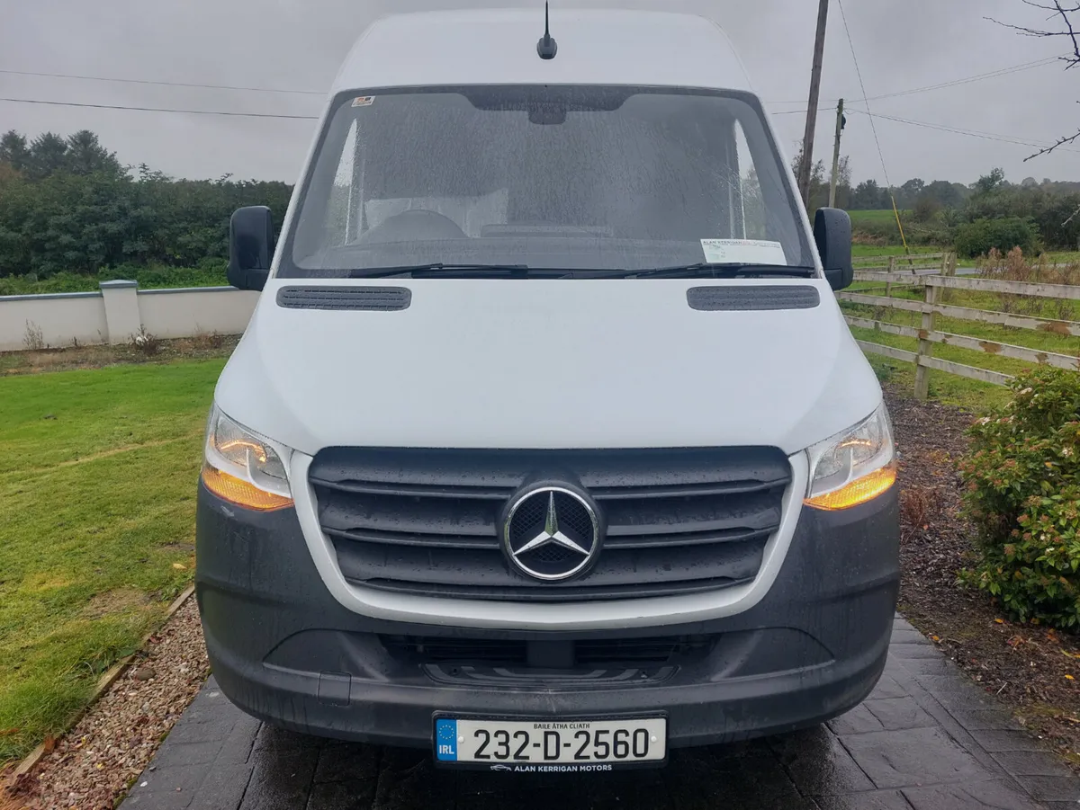 MERCEDES-BENZ SPRINTER 232' RWD - MWB - Image 2