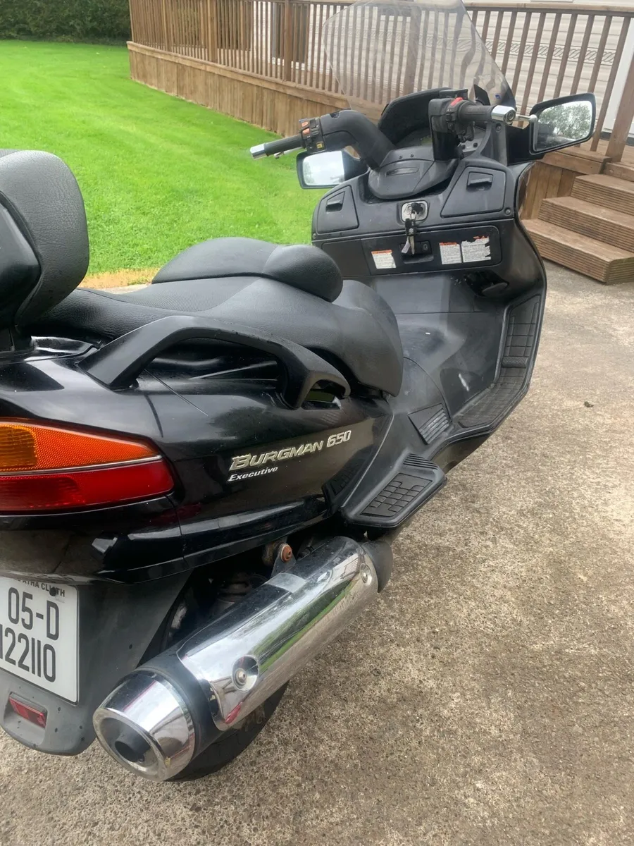 Suzuki burgman 650 - Image 3