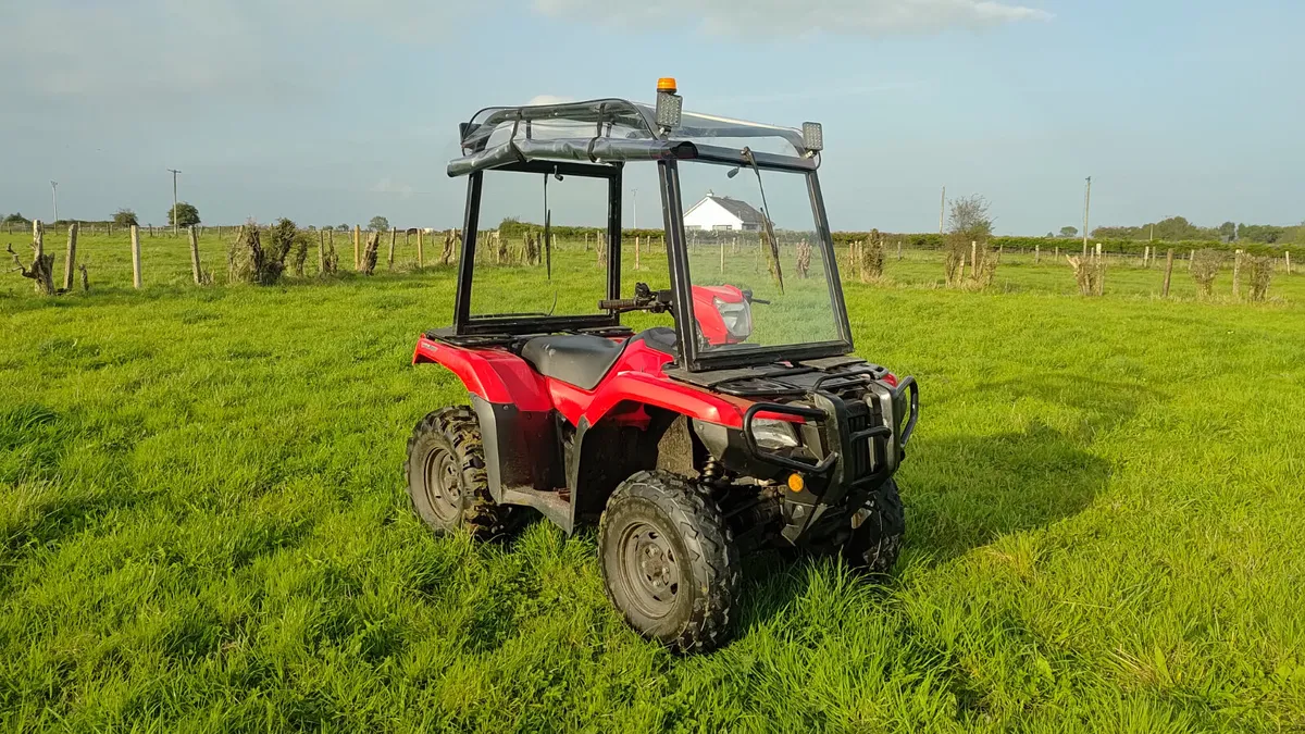 Quad cab - Image 1