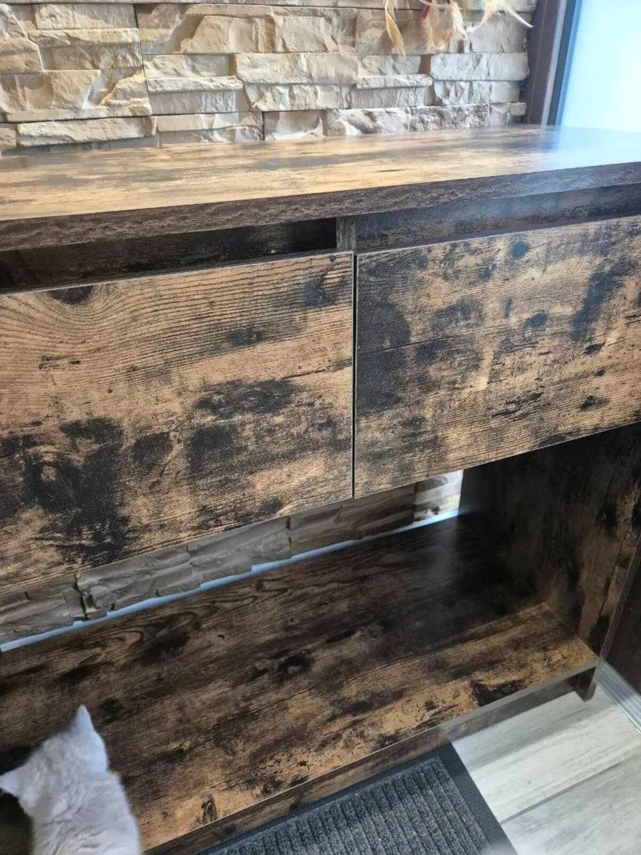 Console tables - Image 3