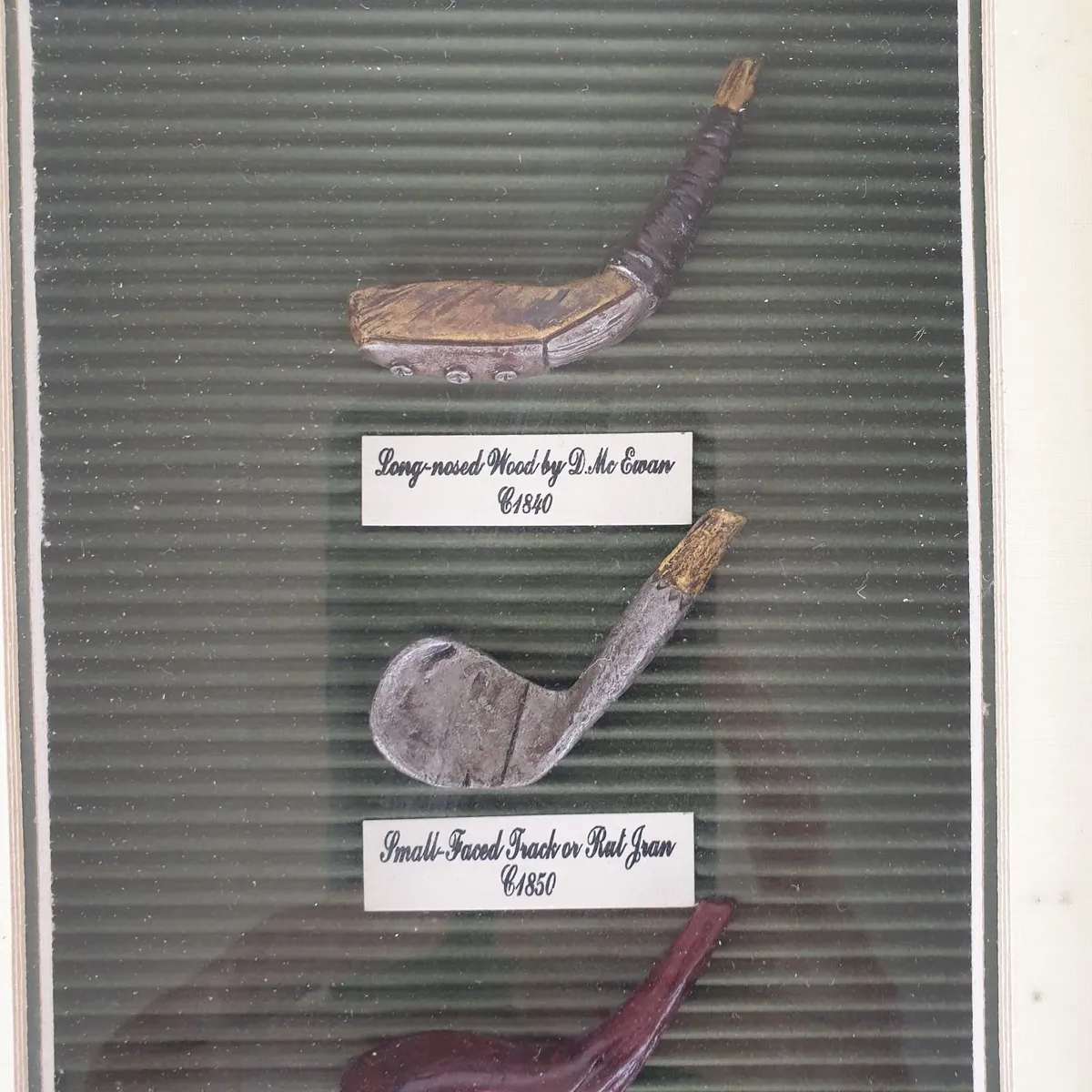 Golf club shadow box picture with replica clubs - Image 2