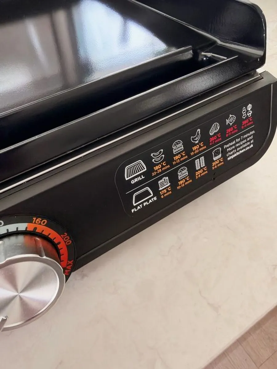 Ninja Sizzle Indoor Grill & Flat Plate Both Plates Included - Image 4