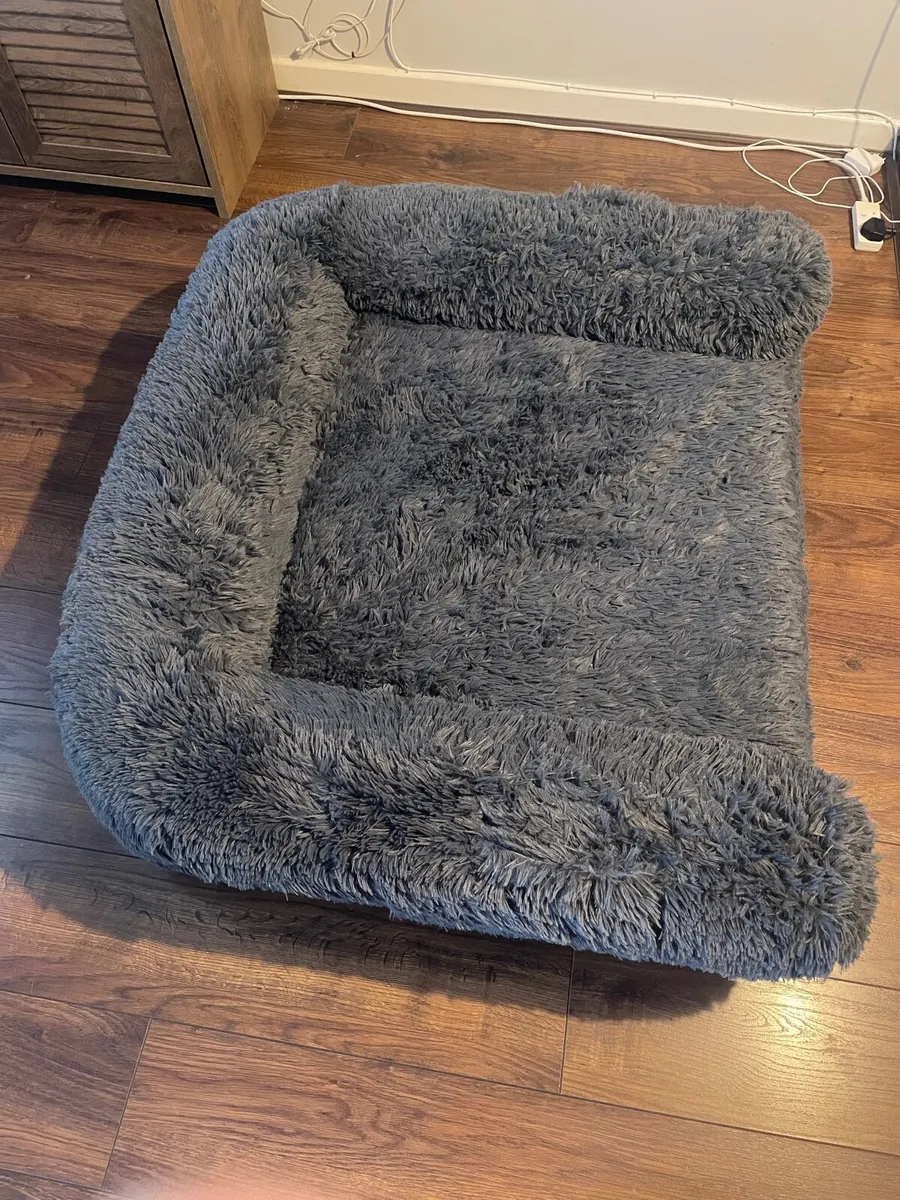2-in-1 Foldable , Indoor, Washable Pet Sofa Bed - Image 3