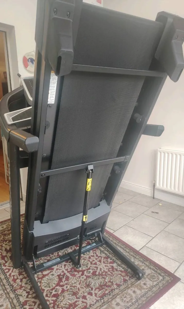 Treadmill - Image 2