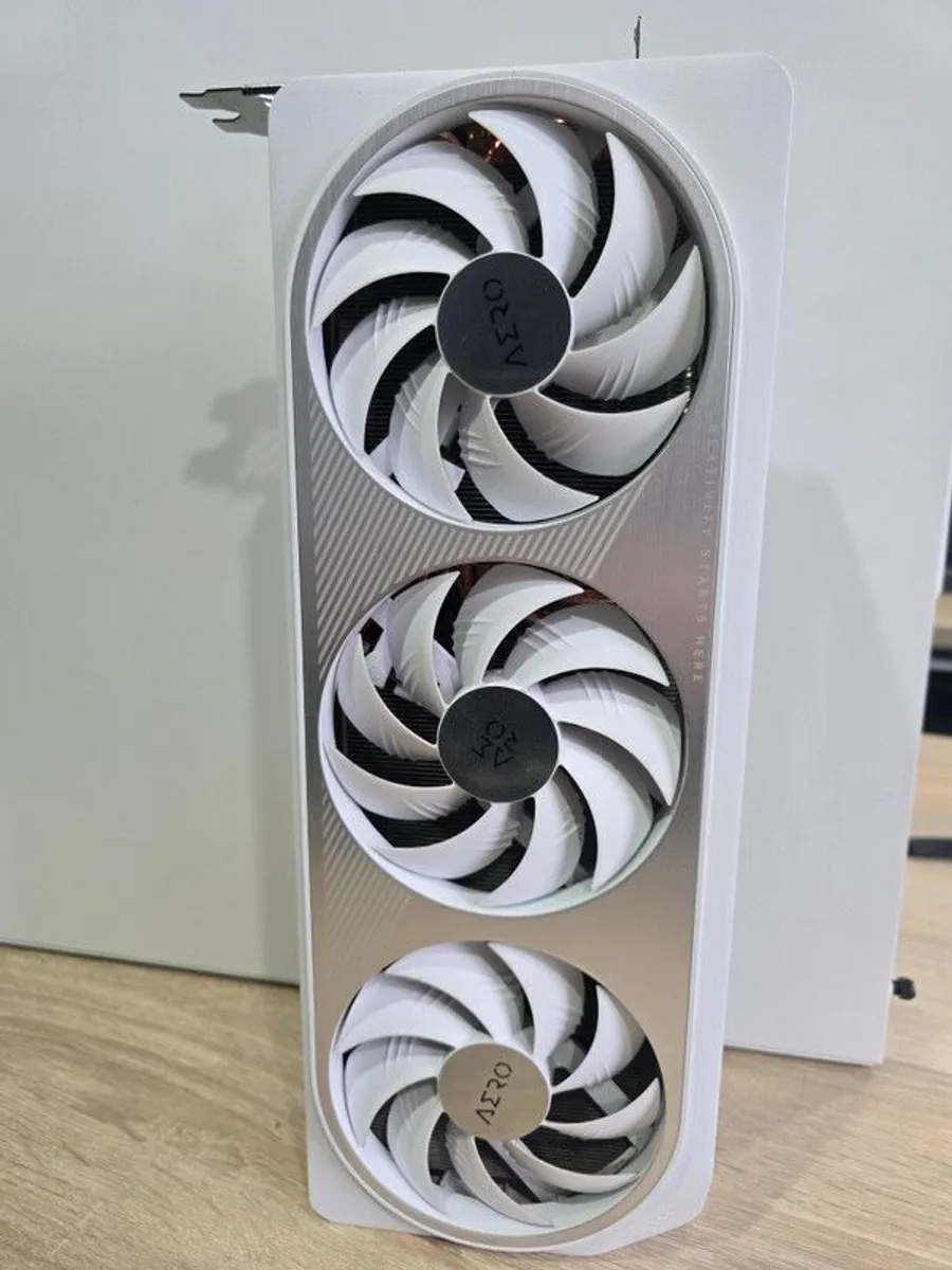 Geforce Rtx 4070 Ti Aero Oc 12g - Image 1