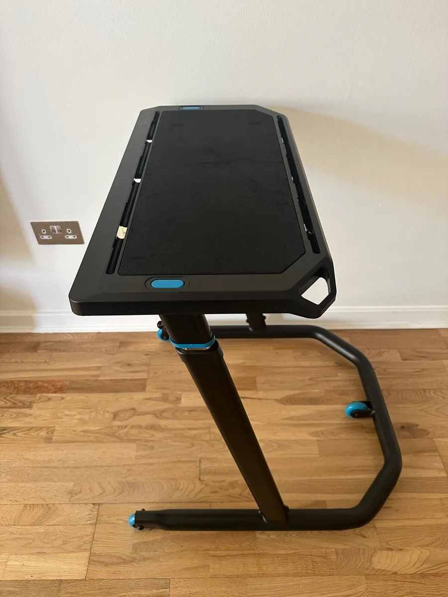 Wahoo Kickr Indoor Cycling Desk - Image 4