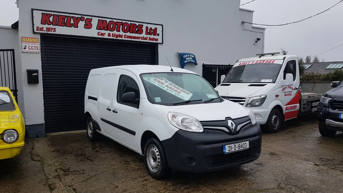 Renault Kangoo MAXI 211D 68KM 6 SPEED AS NEW VAT I - Image 1