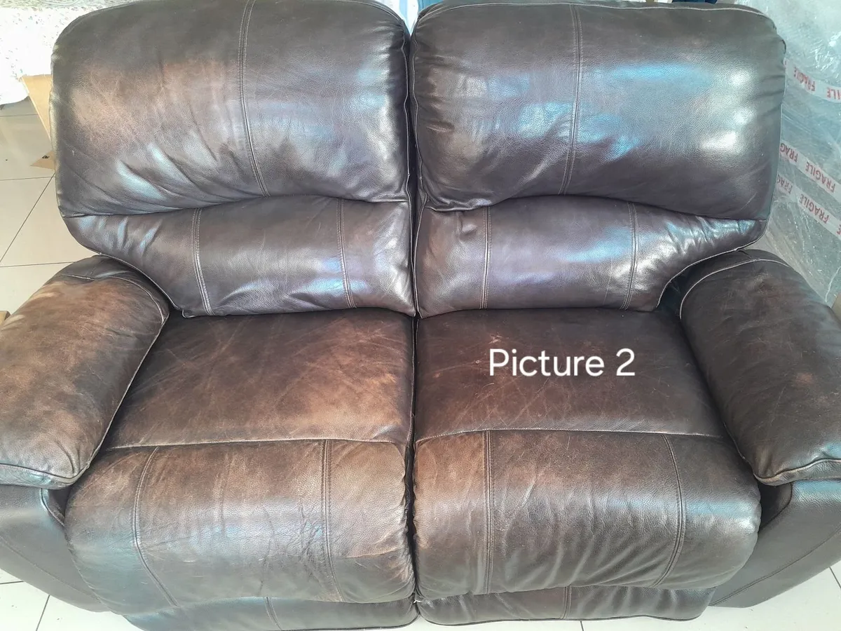 Couch and beds - Image 2