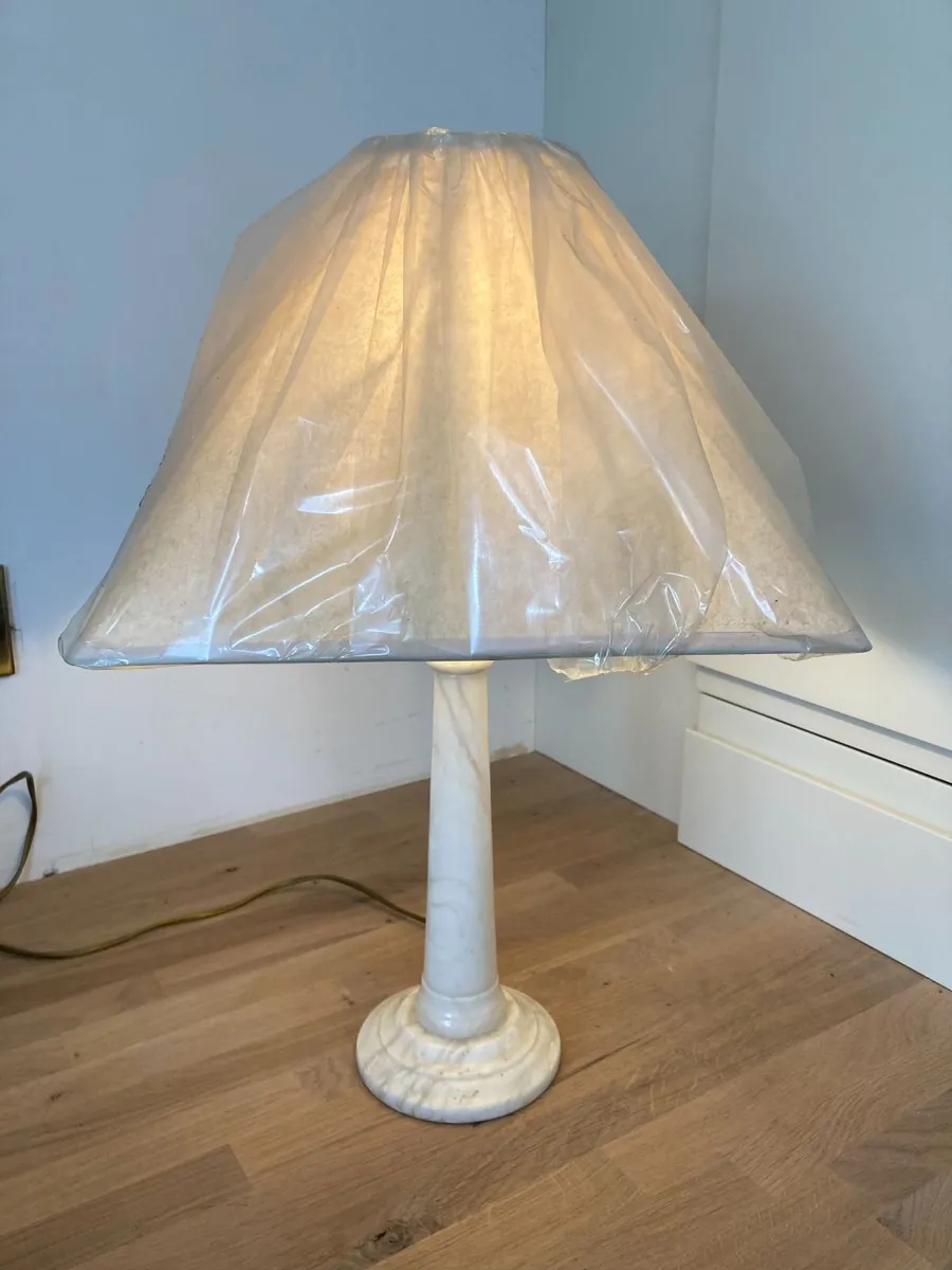 Vintage Table Lamp - Alabaster - Image 1