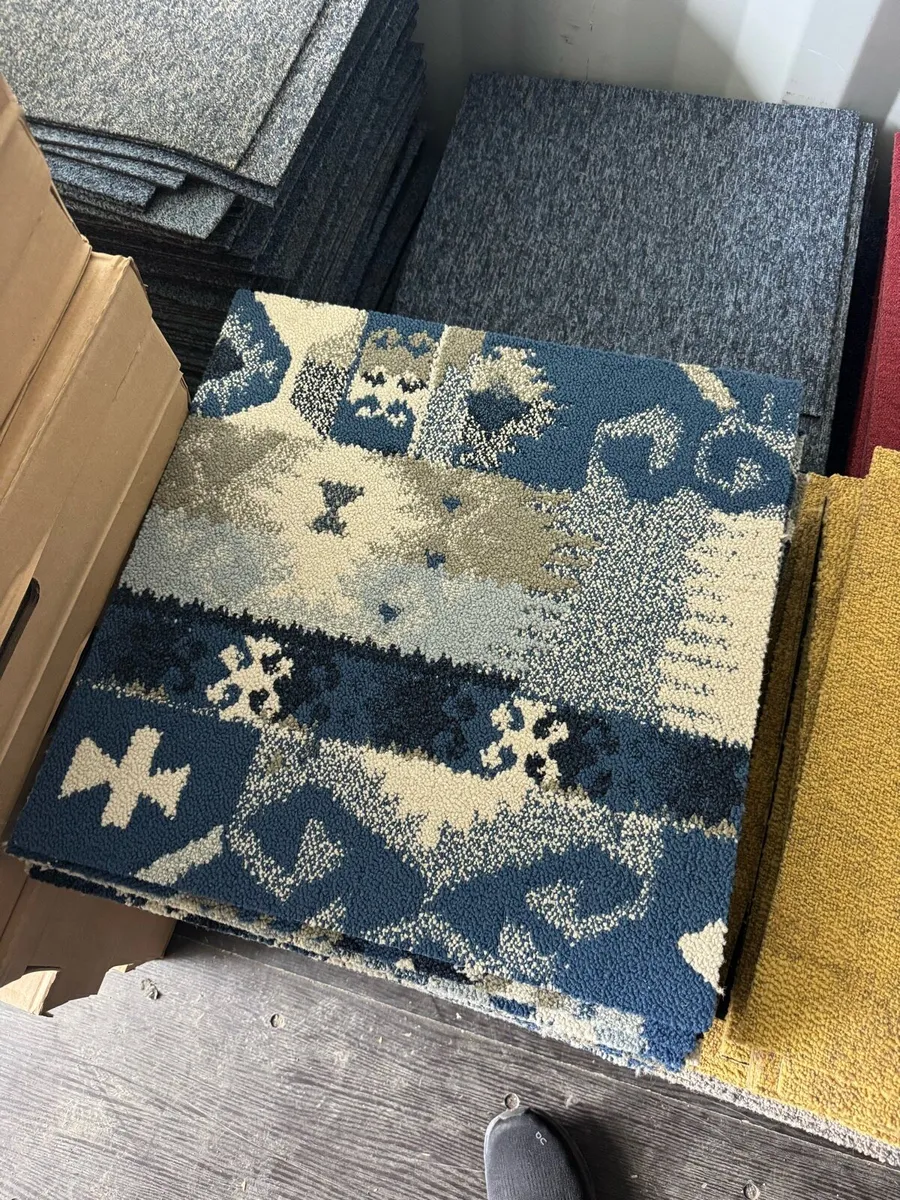 Carpet Tiles Sale - Image 1